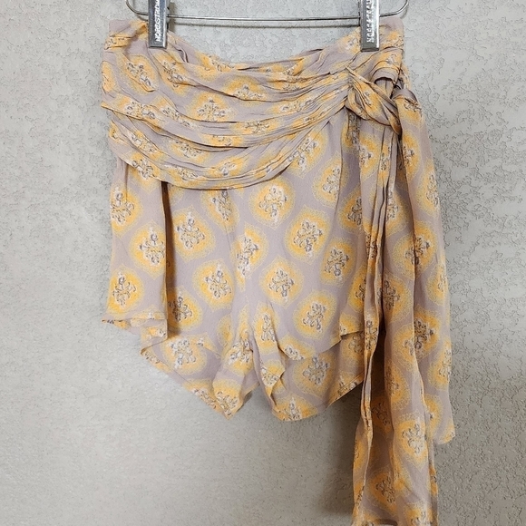 Free People Pants - Free people bohemian shorts size 4 nwot